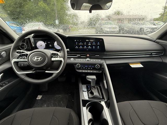 new 2025 Hyundai Elantra car, priced at $25,155