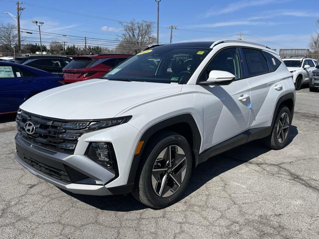 new 2025 Hyundai TUCSON Hybrid car, priced at $36,305