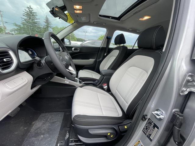new 2025 Hyundai Venue car, priced at $23,009