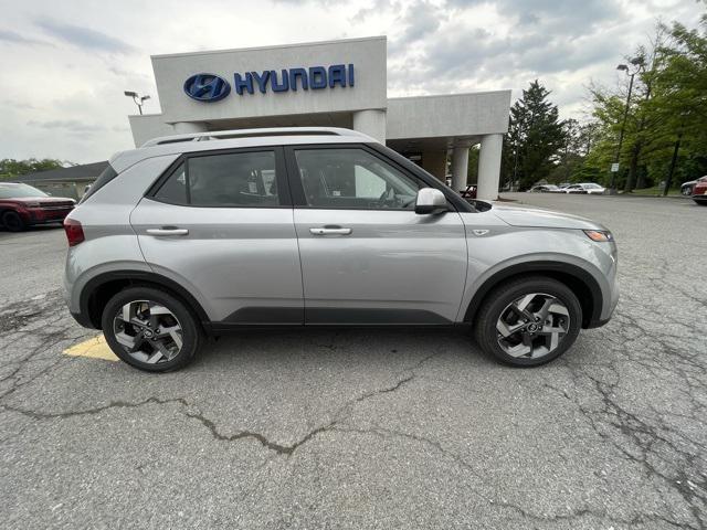 new 2025 Hyundai Venue car, priced at $23,009