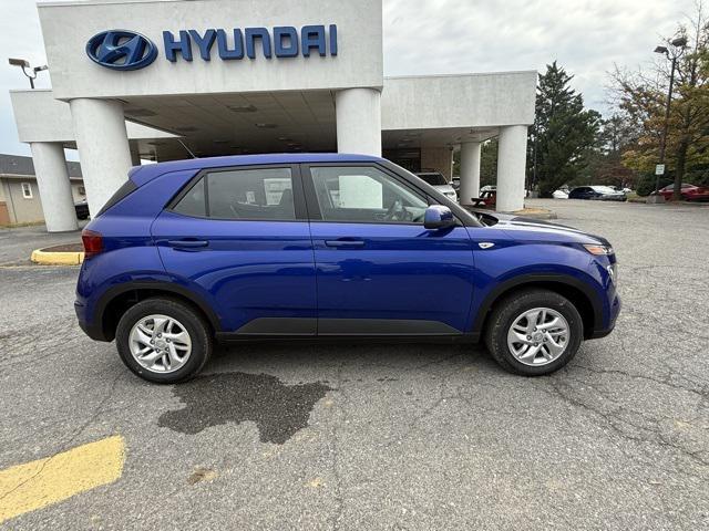new 2025 Hyundai Venue car, priced at $22,070