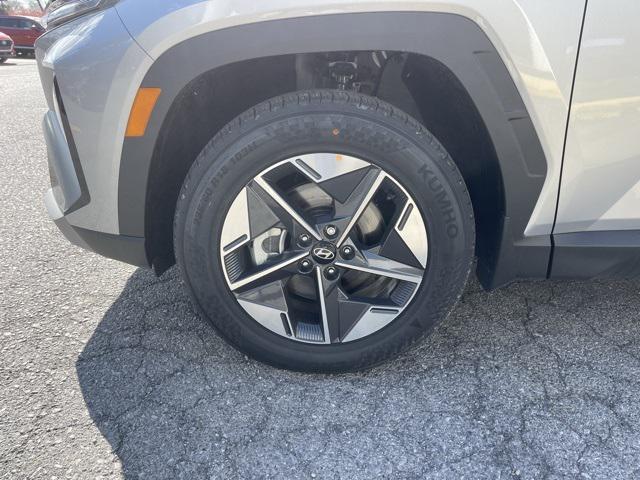 new 2025 Hyundai Tucson car, priced at $30,795