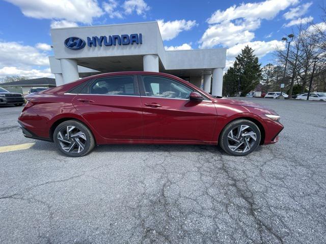 new 2025 Hyundai Elantra car, priced at $25,155