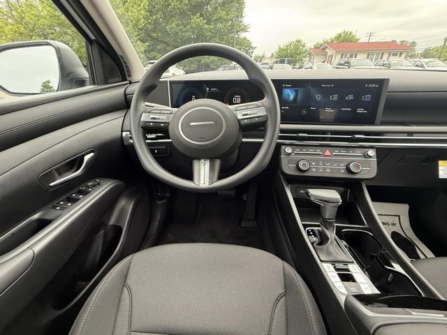 new 2025 Hyundai Tucson car, priced at $29,125