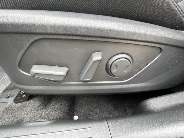new 2025 Hyundai TUCSON Hybrid car, priced at $33,435