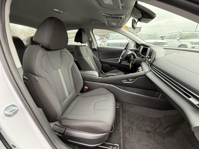 new 2025 Hyundai Elantra car, priced at $22,760