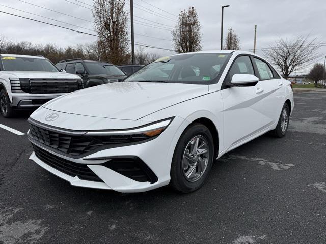 new 2025 Hyundai Elantra car, priced at $22,760