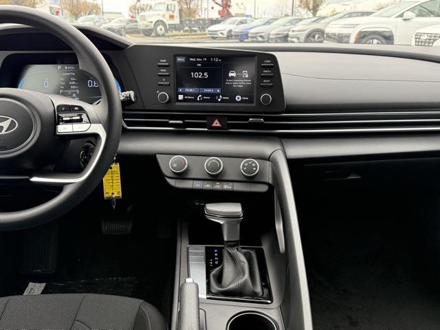 new 2025 Hyundai Elantra car, priced at $22,760