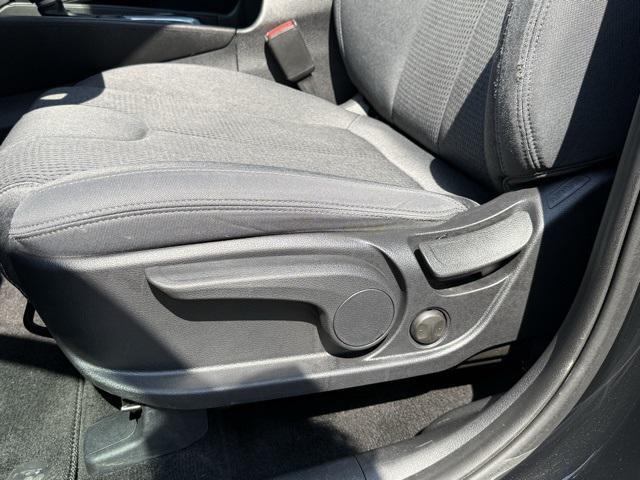 used 2020 Hyundai Santa Fe car, priced at $16,895