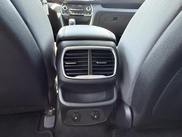 used 2020 Hyundai Santa Fe car, priced at $16,895