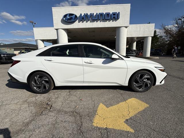new 2025 Hyundai Elantra car, priced at $26,460