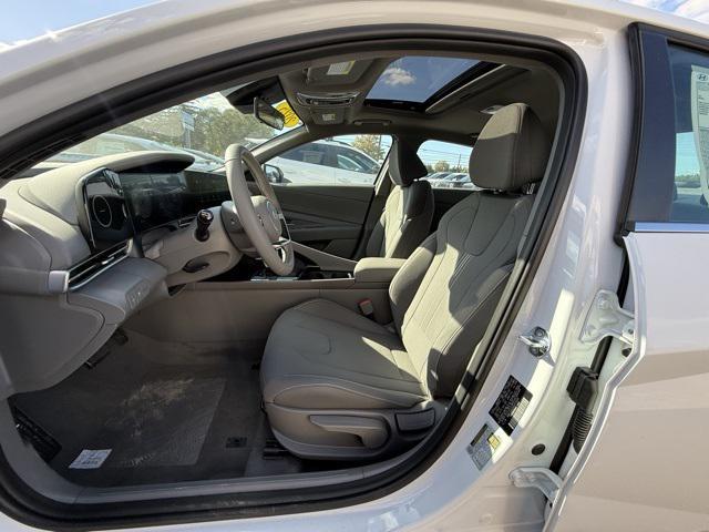 new 2025 Hyundai Elantra car, priced at $26,460