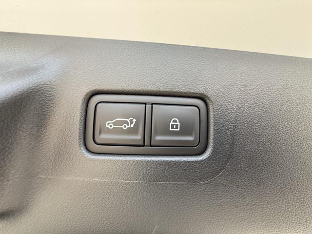 new 2025 Hyundai Santa Fe car, priced at $36,015