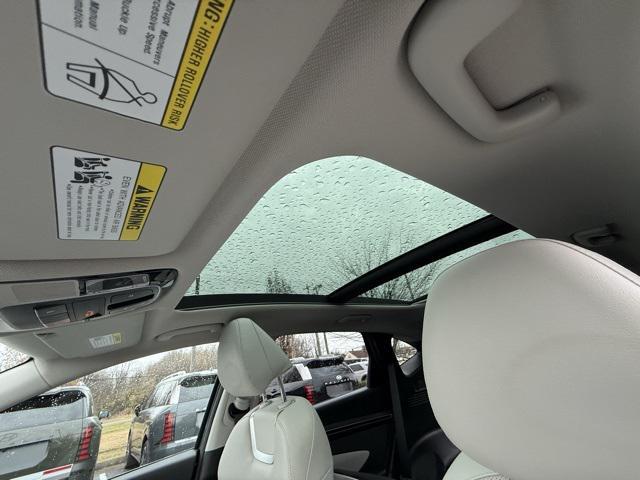 used 2023 Hyundai TUCSON Hybrid car, priced at $25,995