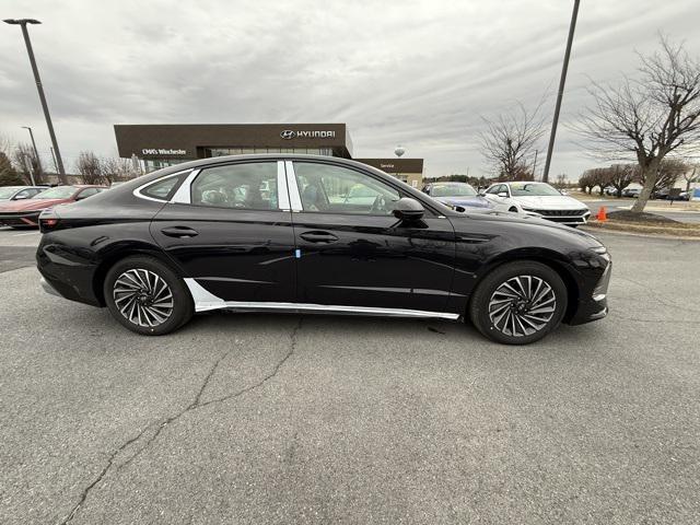 new 2026 Hyundai Sonata Hybrid car, priced at $38,666