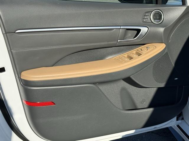 used 2022 Hyundai Sonata Hybrid car, priced at $24,329