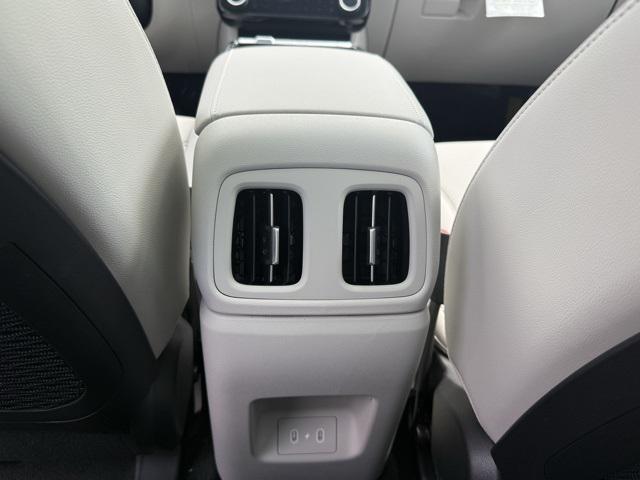 new 2025 Hyundai TUCSON Hybrid car, priced at $41,015