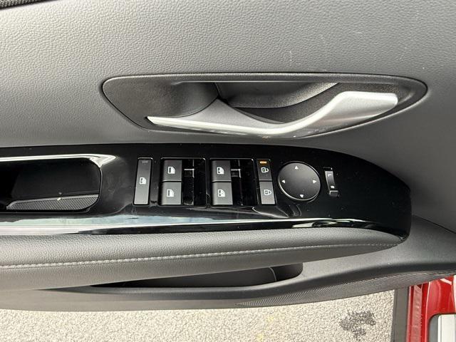used 2025 Hyundai TUCSON Hybrid car, priced at $37,929