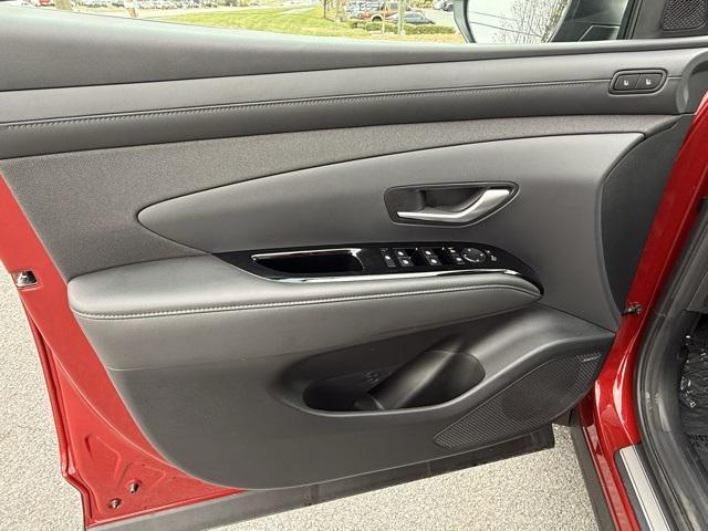 used 2025 Hyundai TUCSON Hybrid car, priced at $37,929