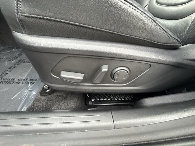 used 2025 Hyundai TUCSON Hybrid car, priced at $37,929