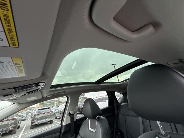 used 2025 Hyundai TUCSON Hybrid car, priced at $37,929