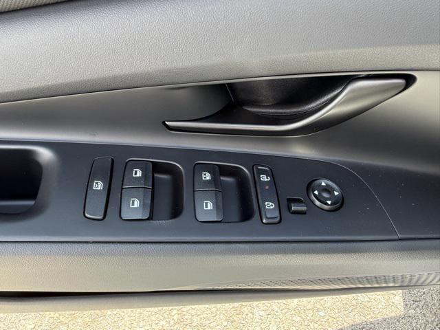 new 2025 Hyundai Elantra car, priced at $23,410