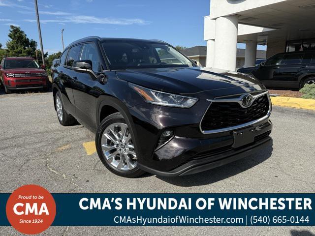 used 2021 Toyota Highlander car, priced at $33,516
