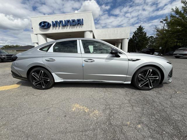 new 2025 Hyundai Sonata car, priced at $33,585