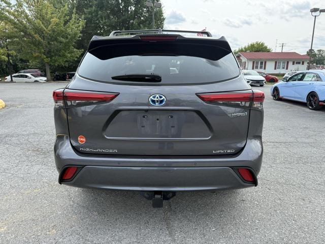 used 2021 Toyota Highlander Hybrid car, priced at $30,995