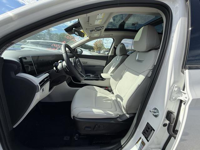 new 2025 Hyundai Tucson car, priced at $39,690