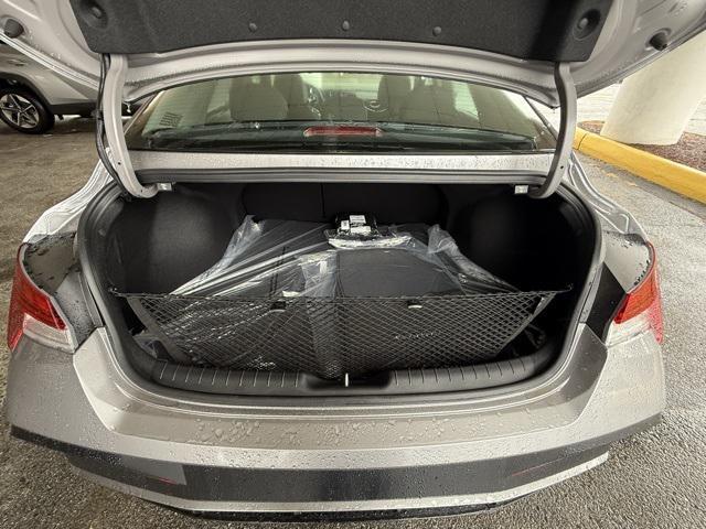 new 2025 Hyundai Elantra car, priced at $26,941
