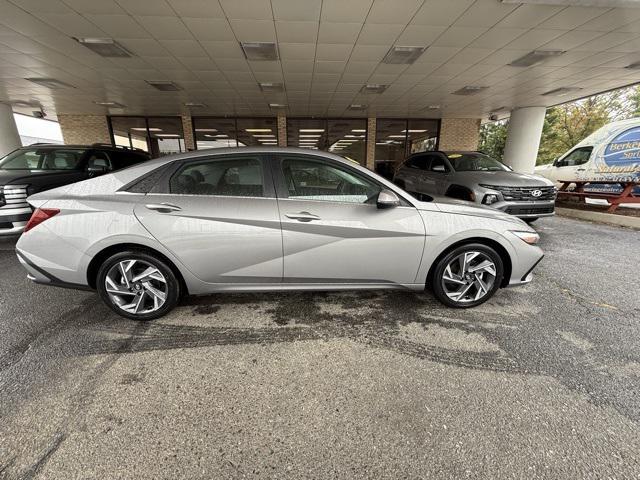 new 2025 Hyundai Elantra car, priced at $26,941