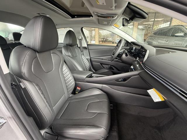 new 2025 Hyundai Elantra car, priced at $26,941