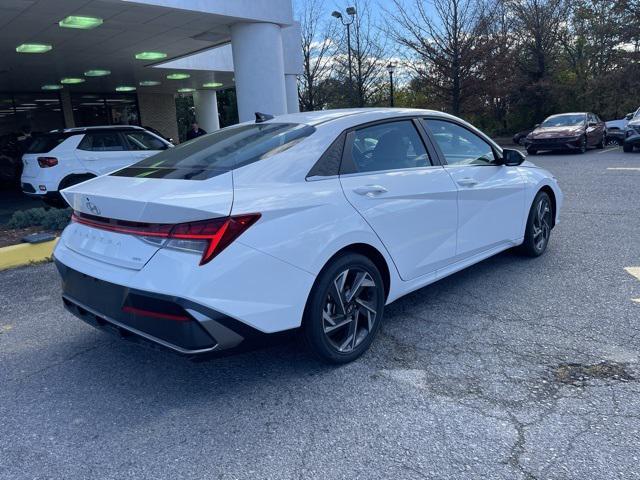 new 2025 Hyundai Elantra car, priced at $29,500