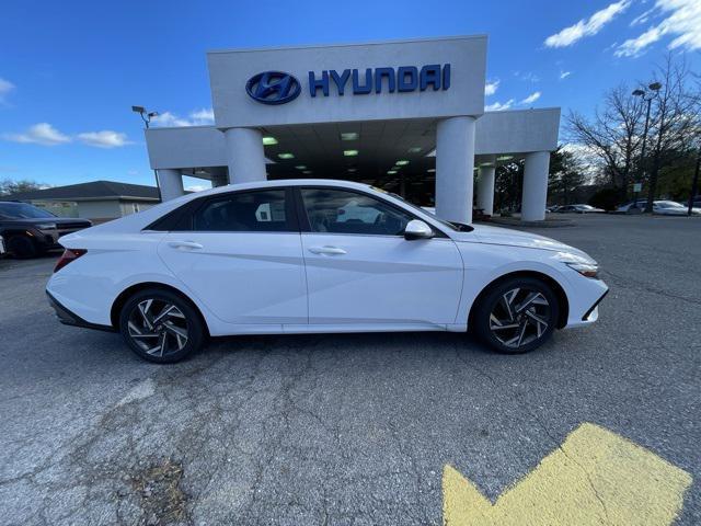 new 2025 Hyundai Elantra car, priced at $29,500