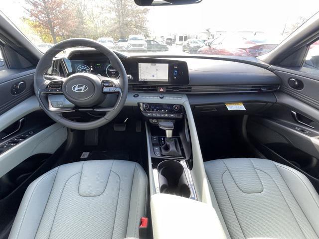 new 2025 Hyundai Elantra car, priced at $29,500