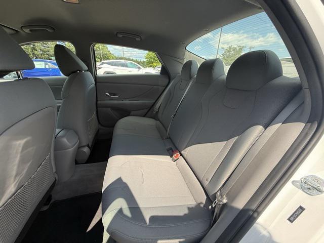 used 2022 Hyundai Elantra car, priced at $18,995