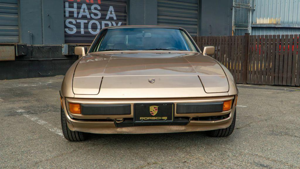 used 1988 Porsche 924 car, priced at $11,400