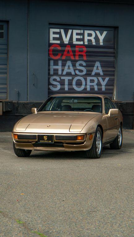 used 1988 Porsche 924 car, priced at $11,400