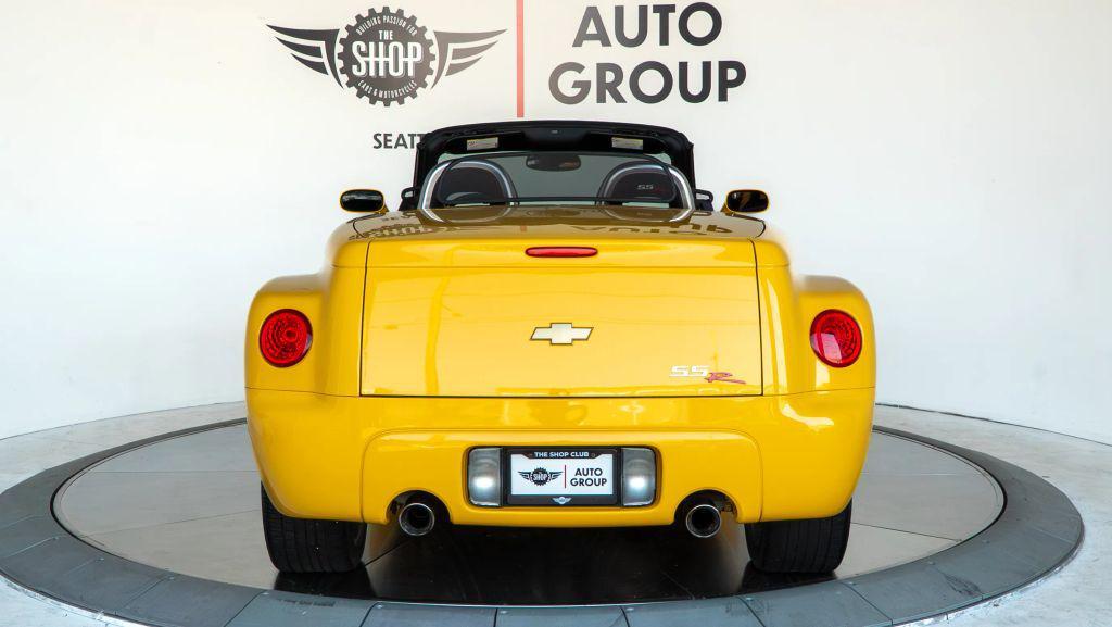 used 2006 Chevrolet SSR car, priced at $26,700