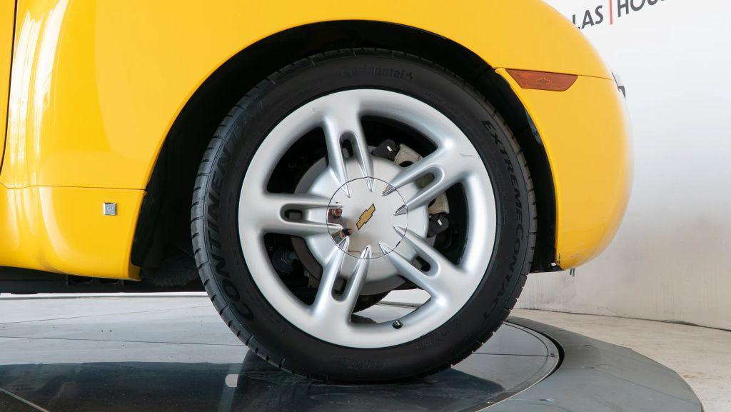 used 2006 Chevrolet SSR car, priced at $26,700