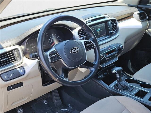 used 2019 Kia Sorento car, priced at $9,870
