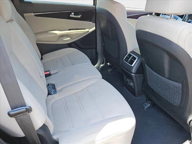 used 2019 Kia Sorento car, priced at $9,870