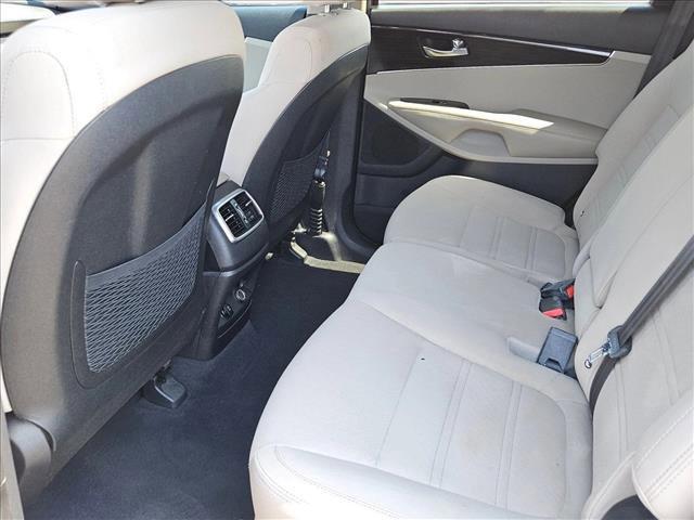 used 2019 Kia Sorento car, priced at $9,870