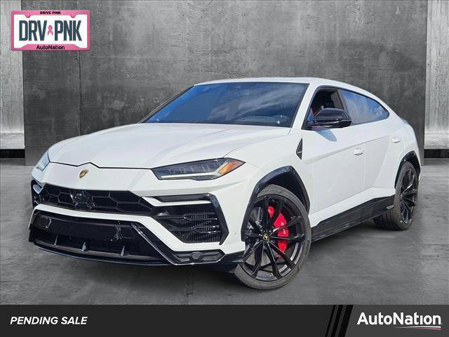 used 2022 Lamborghini Urus car, priced at $220,987