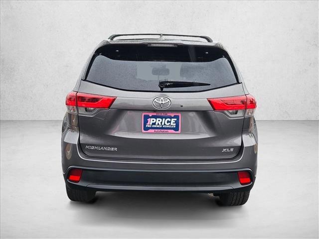 used 2019 Toyota Highlander car, priced at $23,395