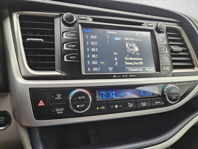 used 2019 Toyota Highlander car, priced at $23,395