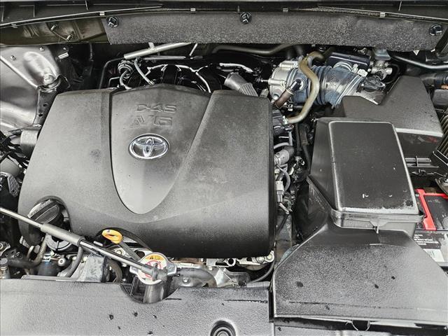 used 2019 Toyota Highlander car, priced at $23,395