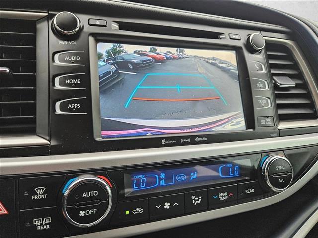 used 2019 Toyota Highlander car, priced at $23,395