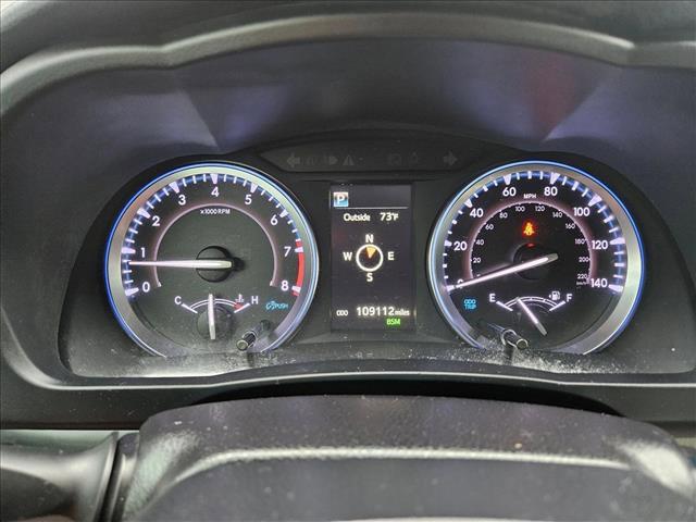 used 2019 Toyota Highlander car, priced at $23,395